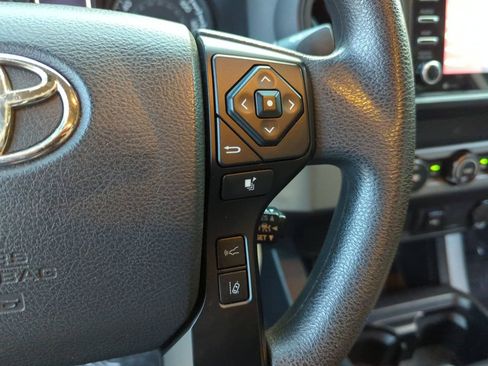 Used 2020 Toyota Tacoma SR w/ SR Convenience Package RWD image 12