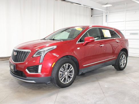 Used 2023 Cadillac XT5 Premium Luxury image 4