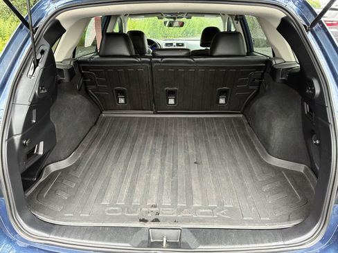 Used 2019 Subaru Outback 2.5i Limited AWD/4WD image 10