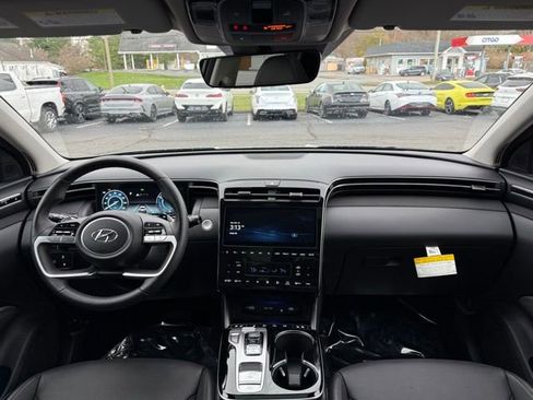 Used 2024 Hyundai Tucson Limited image 24