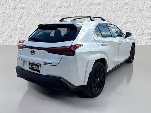 Used 2025 Lexus UX 300h FWD w/ Accessory Package (Z1) image 3