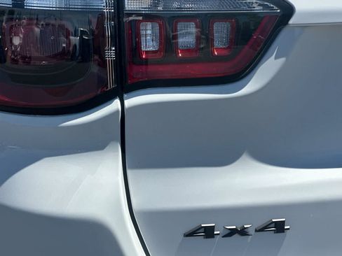 New 2026 Jeep Compass Latitude AWD/4WD image 31