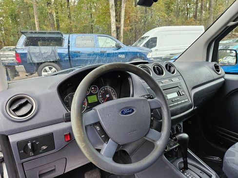 Used 2013 Ford Transit Connect XLT image 23