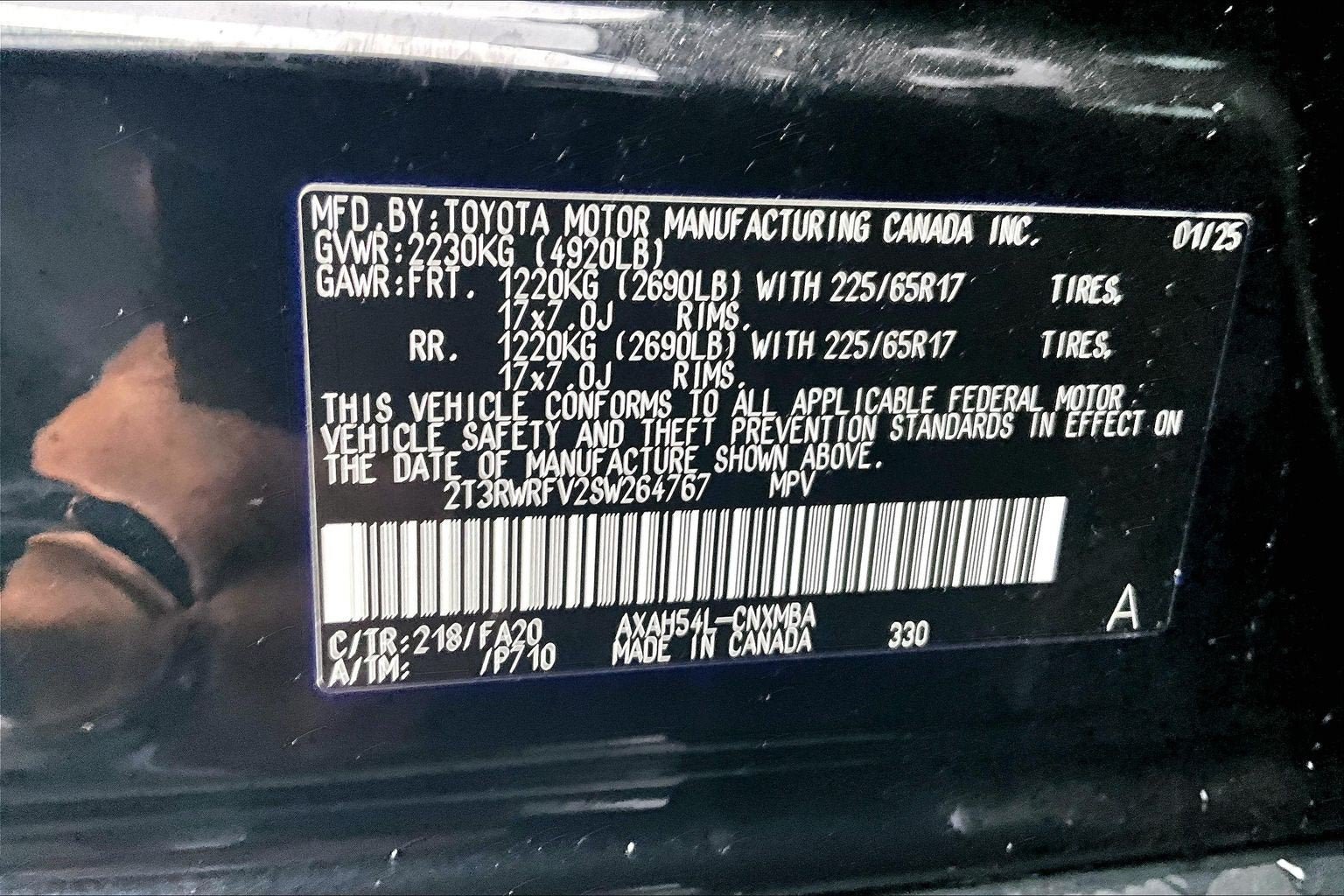 Used 2025 Toyota RAV4 XLE AWD/4WD image 29