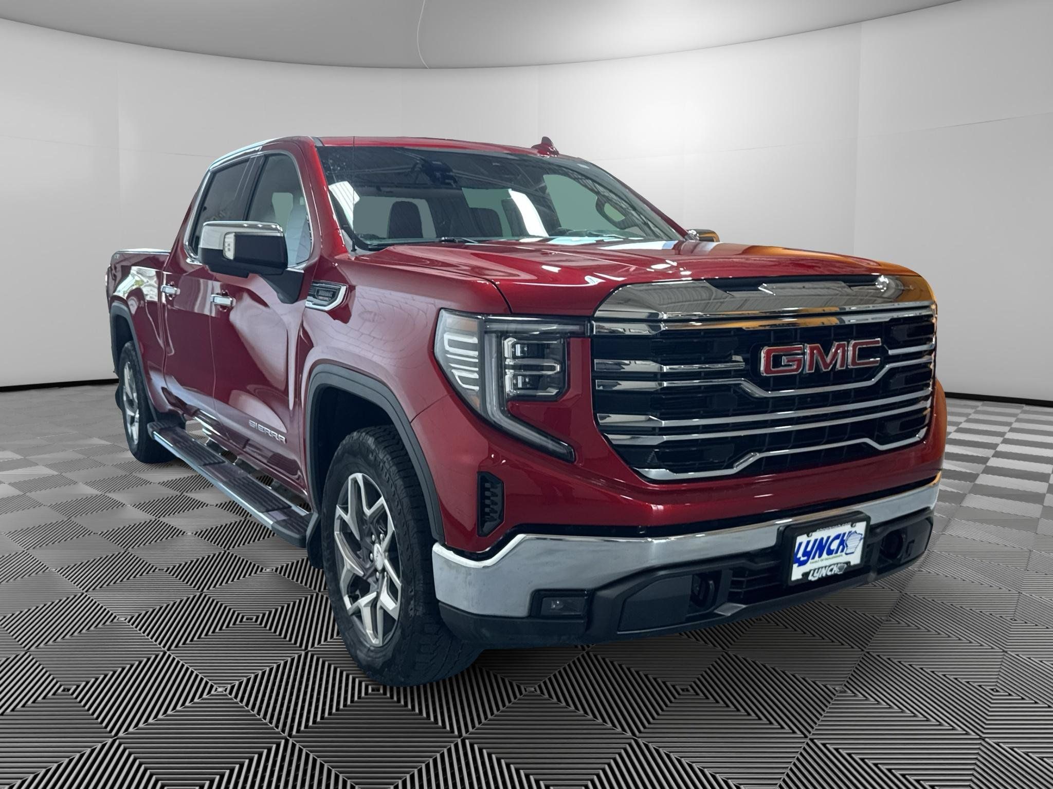 Used 2025 GMC Sierra 1500 SLT w/ SLT Premium Package AWD/4WD image 7