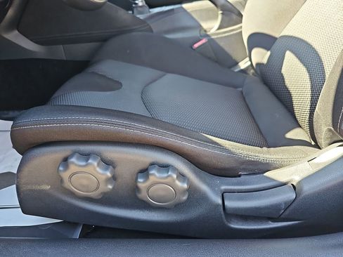 Used 2024 Nissan Z Sport w/ Floor Mat Package image 30