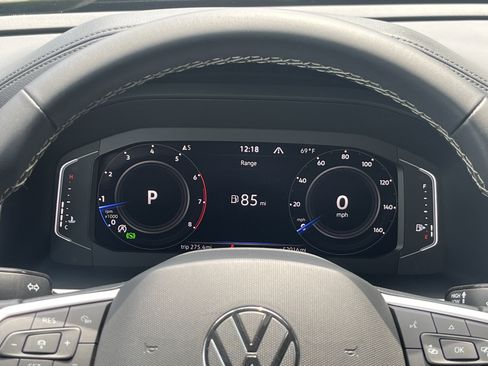 Used 2023 Volkswagen Atlas Cross Sport SE AWD/4WD image 13