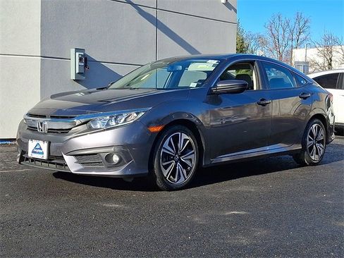 Certified 2018 Honda Civic EX-L image 3