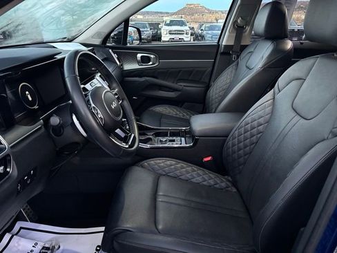 Used 2023 Kia Sorento SX image 11