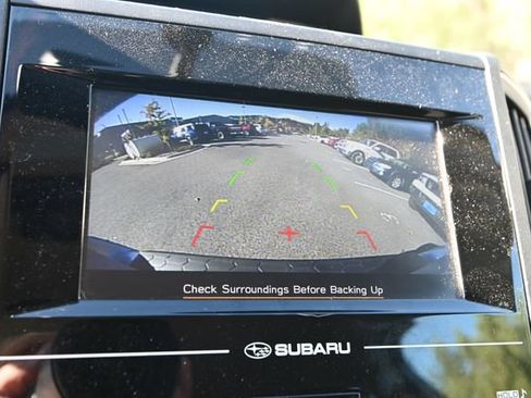 Used 2018 Subaru Crosstrek 2.0i Premium AWD/4WD image 12