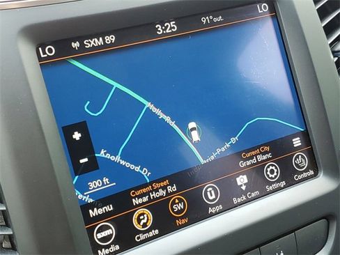 Used 2023 Jeep Cherokee Altitude Lux image 17