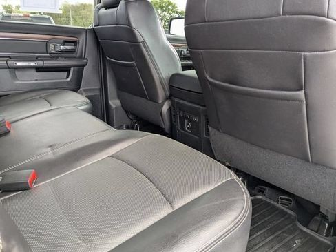 Used 2016 RAM 1500 Laramie w/ Convenience Group AWD/4WD image 16