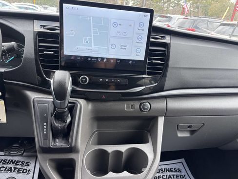 Used 2023 Ford Transit 350 XLT image 19