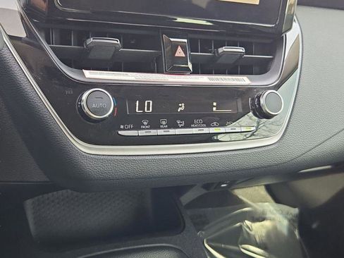 Used 2024 Toyota Corolla LE image 35