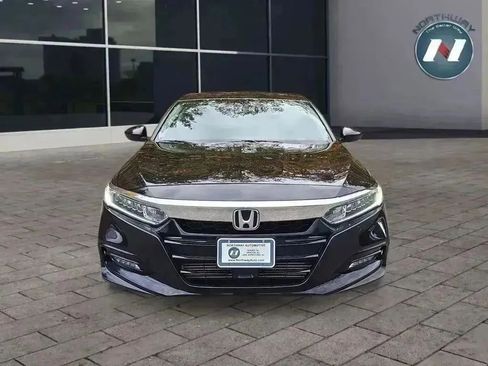Used 2018 Honda Accord EX image 8