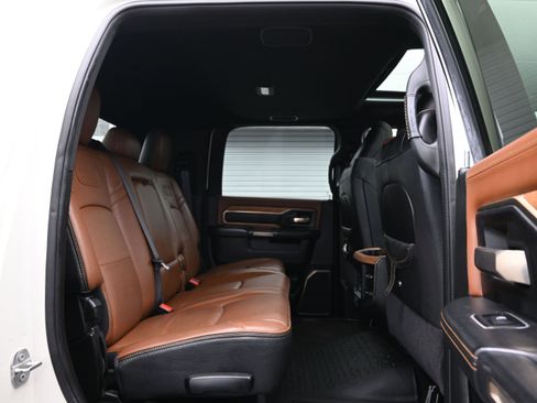 Used 2021 RAM 3500 Limited AWD/4WD image 12