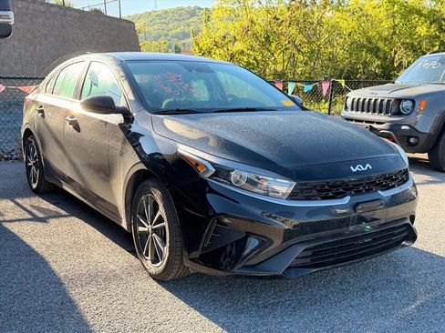 Used 2023 Kia Forte LXS FWD image 20