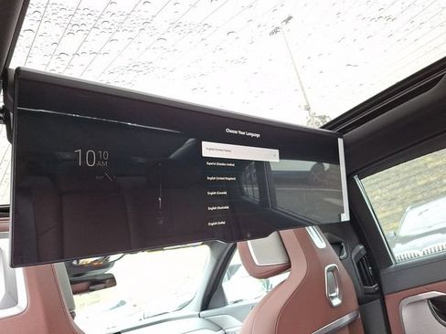 Used 2024 BMW 760i xDrive AWD/4WD image 12