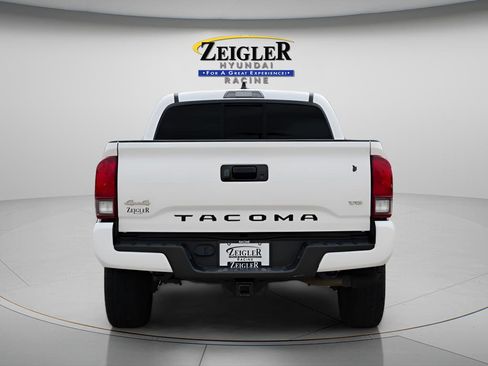 Used 2023 Toyota Tacoma SR AWD/4WD image 6