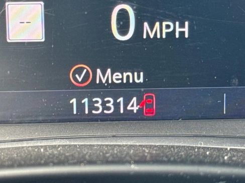 Used 2022 Chevrolet Equinox LT image 40