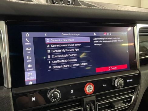 Certified 2025 Porsche Macan Turbo image 29