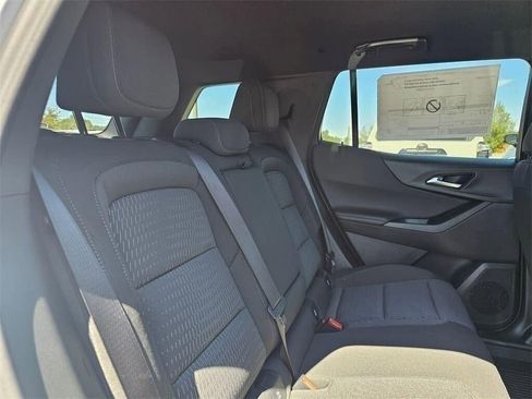 New 2026 Chevrolet Equinox LT w/ Safety and Technology Package FWD image 13