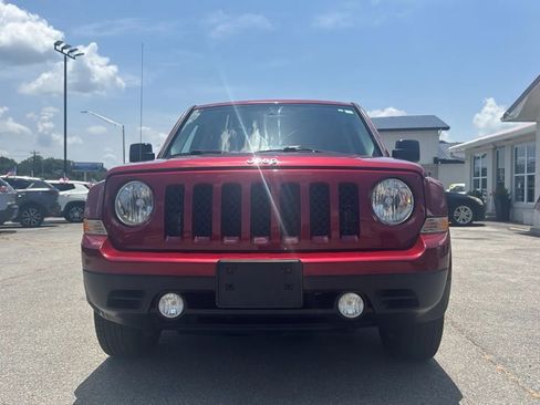 Used 2016 Jeep Patriot Sport w/ Power Value Group AWD/4WD image 2