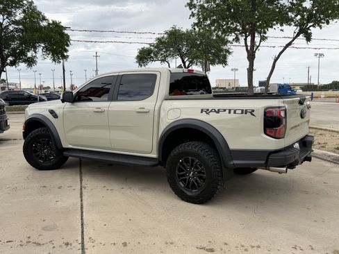 Used 2025 Ford Ranger Raptor AWD/4WD image 9