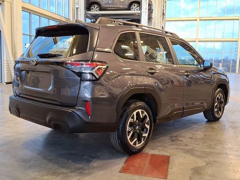 Used 2025 Subaru Forester image 9