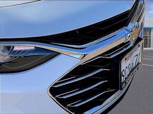 Certified 2022 Chevrolet Malibu LS FWD image 35