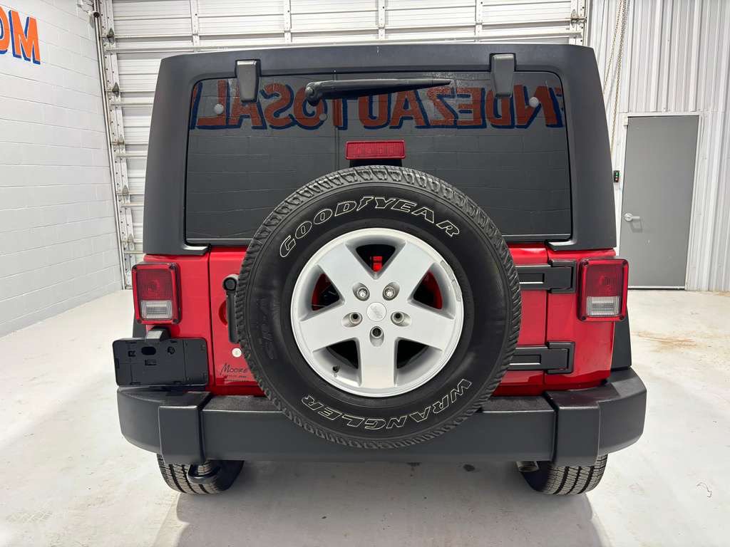 Used 2014 Jeep Wrangler Unlimited Sport w/ Quick Order Package 24S AWD/4WD image 4