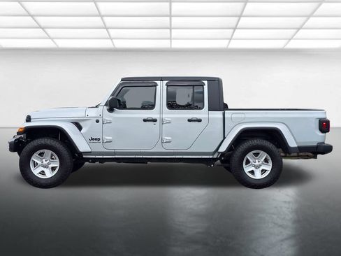 Used 2022 Jeep Gladiator Sport AWD/4WD image 15