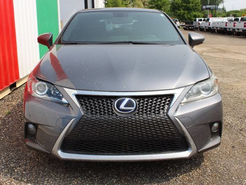 Used 2014 Lexus CT 200h w/ F Sport w/Nuluxe Interior FWD image 3