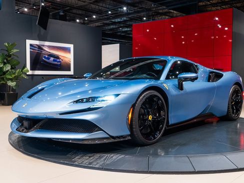 Certified 2022 Ferrari SF90 Spider image 32