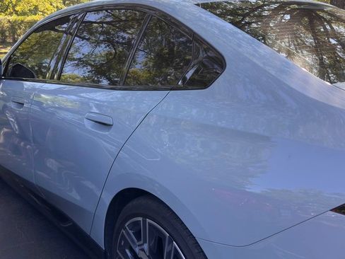 Used 2024 BMW i5 eDrive40i w/ M Sport Package RWD image 10