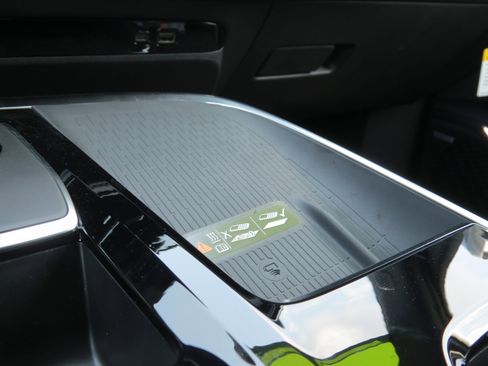 New 2025 Buick Enclave Preferred w/ Power Package image 28