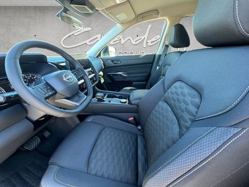 New 2026 Nissan Pathfinder SV image 19