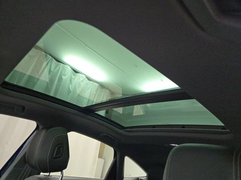 Used 2023 Audi Q4 e-tron Premium Plus image 28