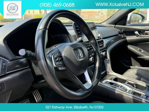 Used 2019 Honda Accord Sport image 9