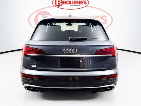 Used 2023 Audi Q5 2.0T Premium w/ Convenience Package AWD/4WD image 9