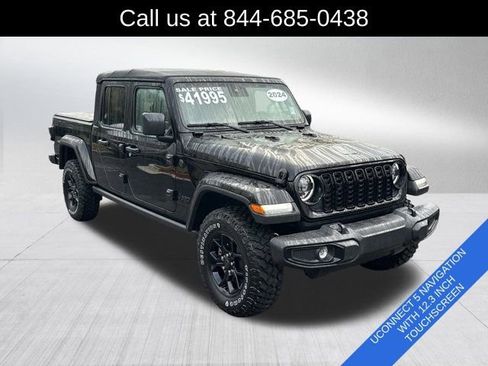 Certified 2024 Jeep Gladiator Sport image 3