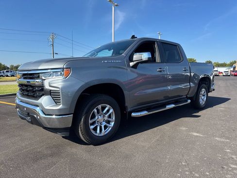 New 2026 Chevrolet Silverado 1500 LT w/ Safety Package AWD/4WD image 2