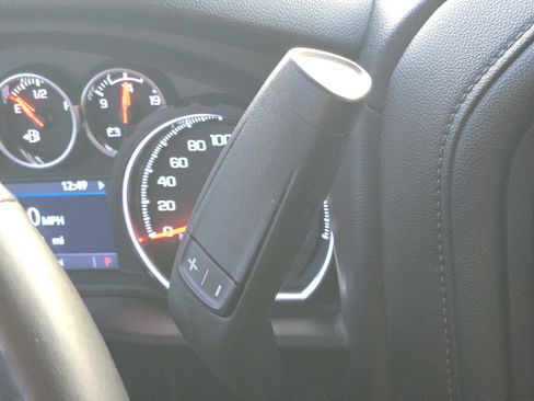 Used 2019 Chevrolet Silverado 1500 LT image 21