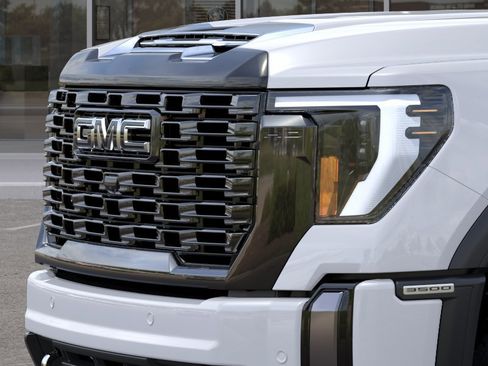 New 2026 GMC Sierra 3500 Denali Ultimate AWD/4WD image 37