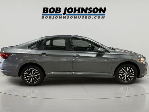Used 2021 Volkswagen Jetta S w/ Driver Assistance Package image 8