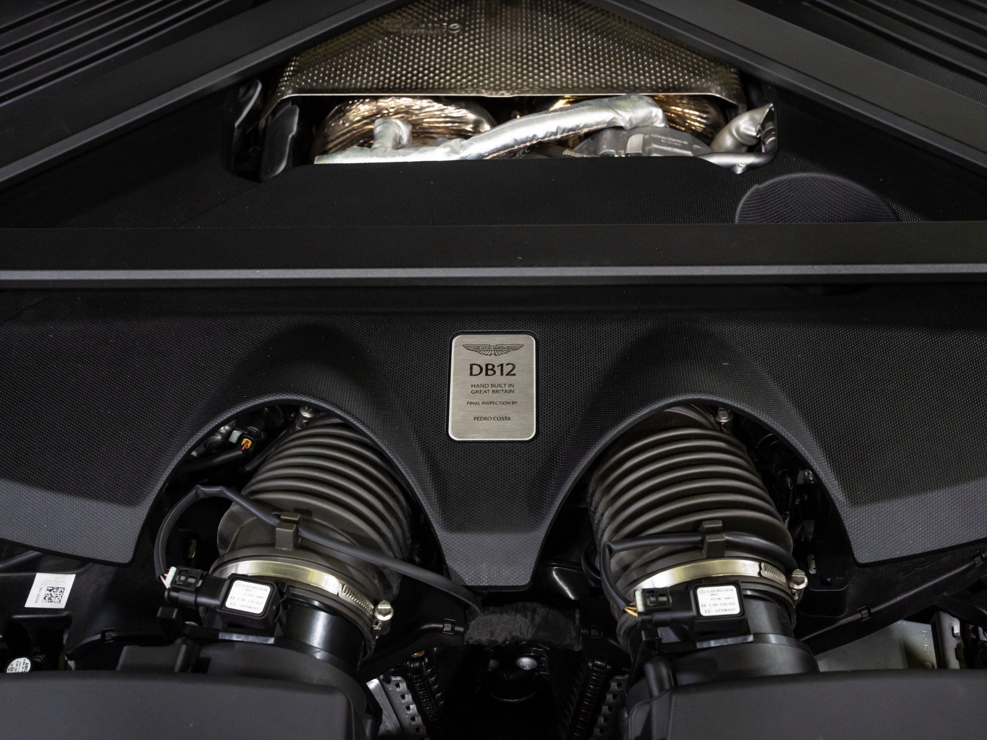 Used 2024 Aston Martin DB12 Coupe RWD image 81