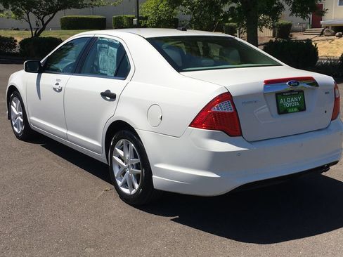 Used 2012 Ford Fusion SEL FWD image 4