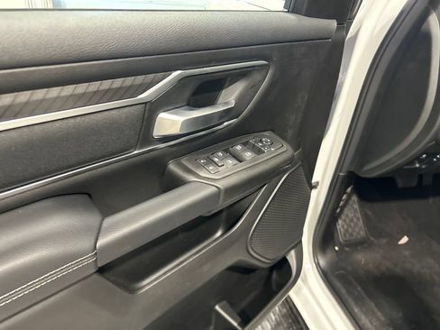 New 2026 RAM 1500 Big Horn AWD/4WD image 14