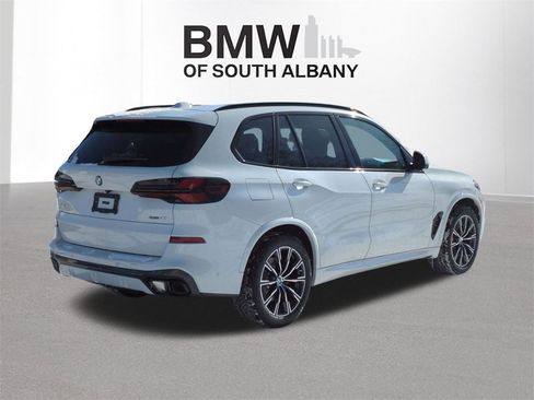 New 2026 BMW X5 xDrive40i w/ M Sport Package image 6