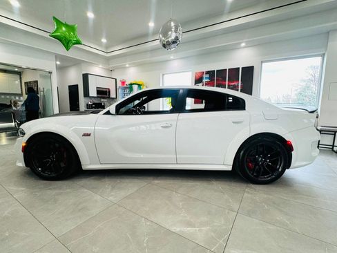 Used 2022 Dodge Charger Scat Pack image 5